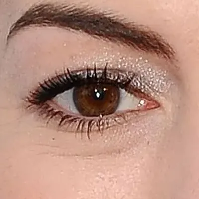 Anne Hathaway's eyes — cool dark brown vivid, Deep Winter quality